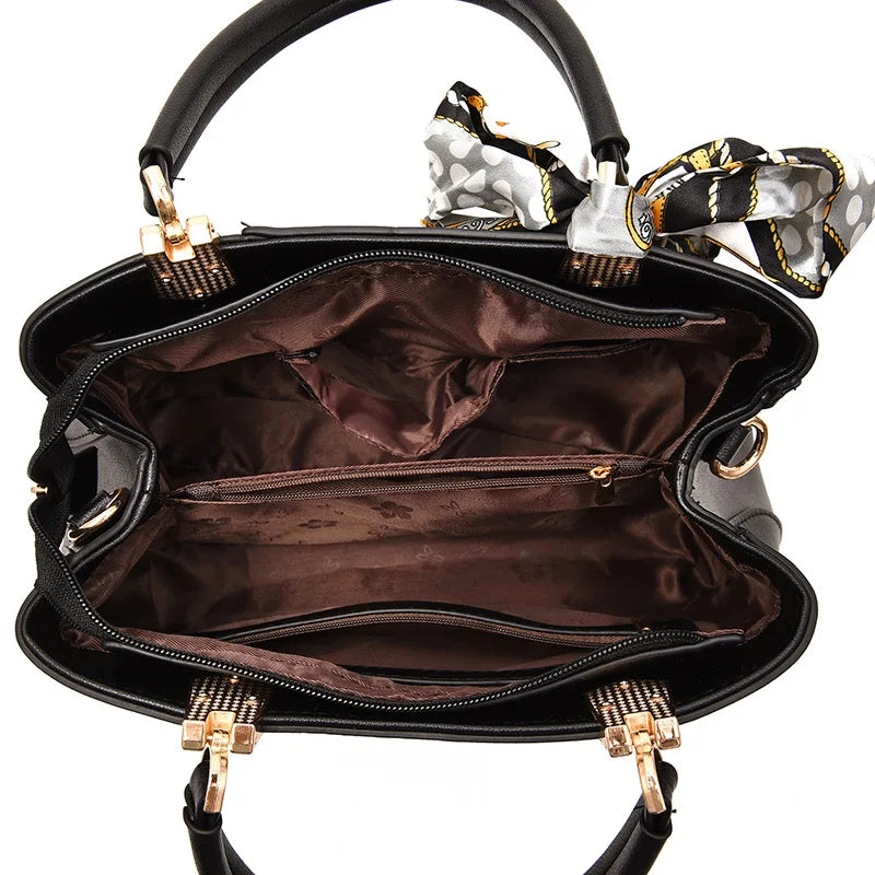 Fashionable one-shoulder diagonal handbag