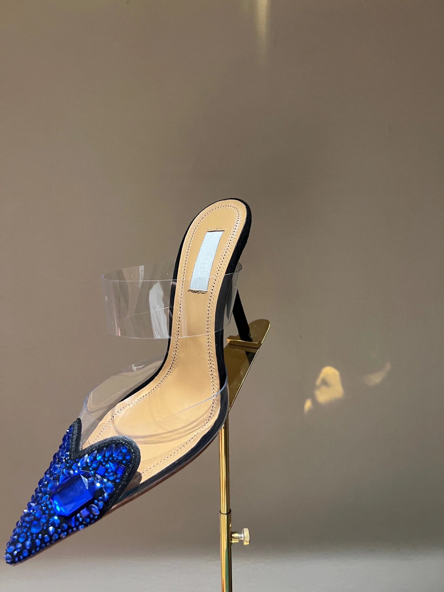Love high-heeled stiletto high-heels PVC shoes with exquisite heart-shaped decoration and elegant rhinestone embellished shoes